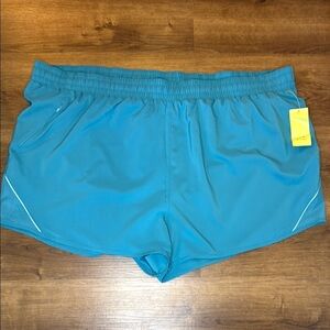 All In Motion NWT Women’s 3X Turquoise Blue Lined Athletic Shorts